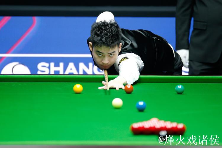 斯佳辉2-6不敌威尔逊 止步斯诺克大师赛首轮 斯佳辉2-6不敌威尔逊 止步斯诺克大师赛首轮